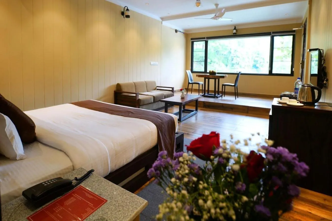 Niyatma Wayanad Pool Resort By Voye Homes 0*,