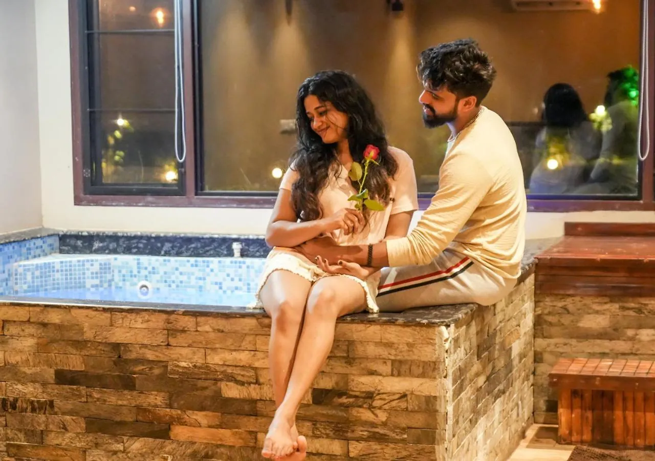Niyatma Wayanad Pool Resort By Voye Homes Hindistan